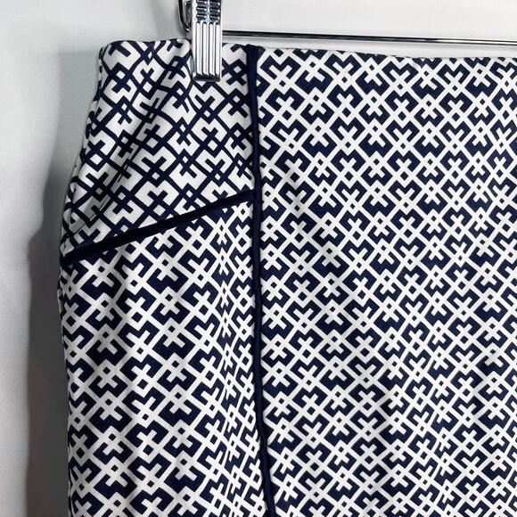 J McLaughlin 6 Navy Blue White Mixed Geometric Print Mini Pencil Skirt Side Zip - Picture 4 of 9